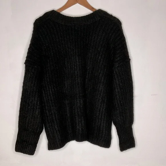 NWT Free People Black Thick Knit Crewneck Sweater - Picture 4 of 10